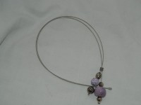 Collier mauve